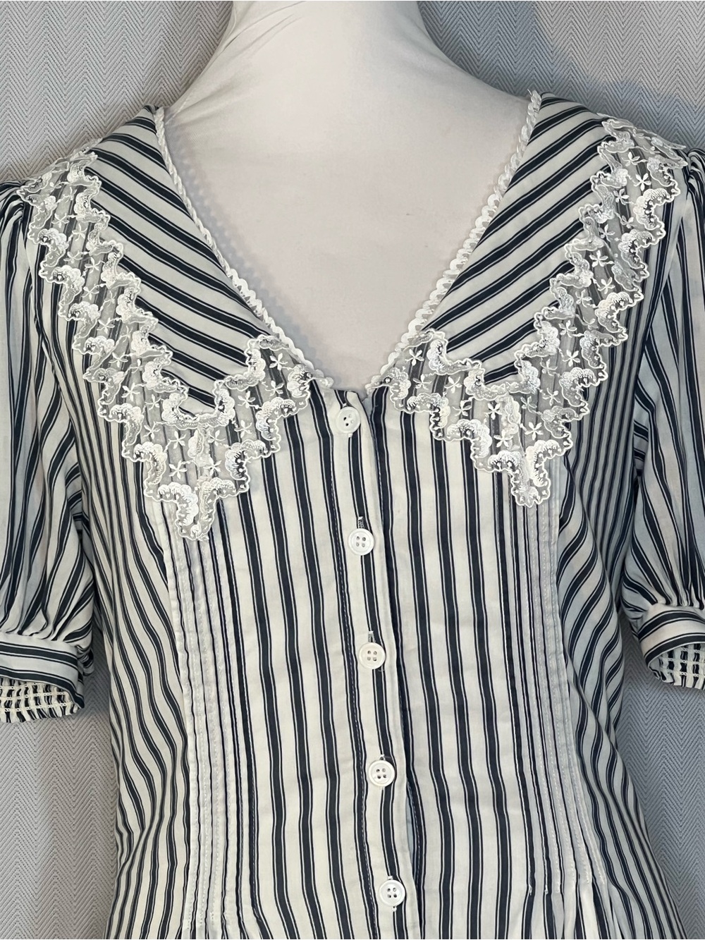 Reformation Nonie Mini Dress White W/Black Stripes Lace Collar Short Sleeves 6 ๐ - Picture 4 of 13